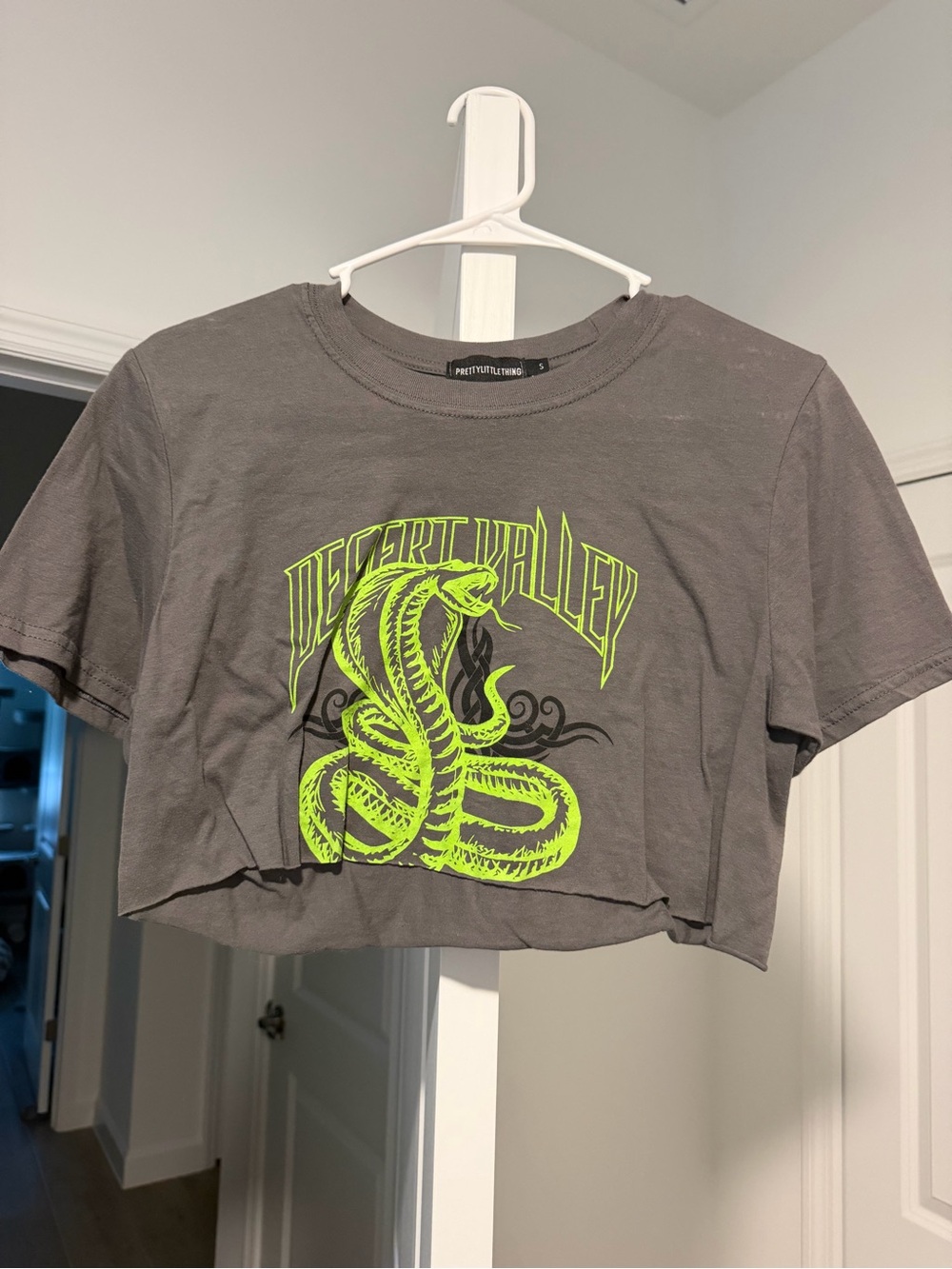 PrettyLittleThing Gray Crop Tee with Neon Green Snake Print
